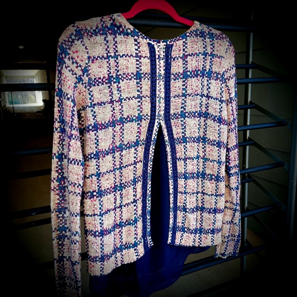 Lucky Brand Plaid Pullover With Split Back Detail… - image 3